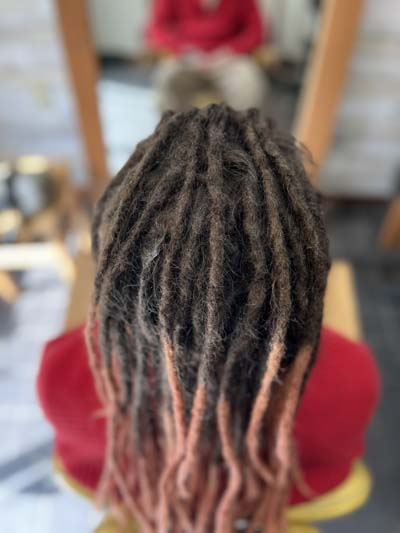 ドレッド修理前:イタリア・ヨーロッパからのお客さま。Before dreadlocks repair: Client from Italy, Europe.