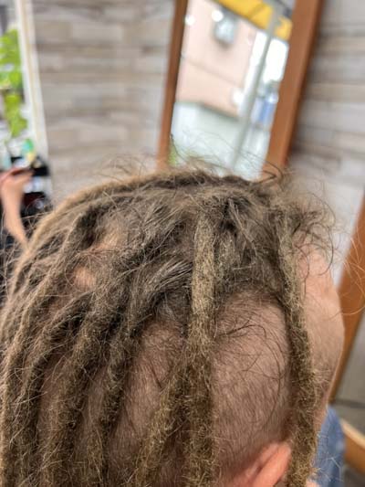 ドレッド修理前:ドイツ・ヨーロッパからのお客さま。Before dreadlocks repair: Client from Germany, Europe.2